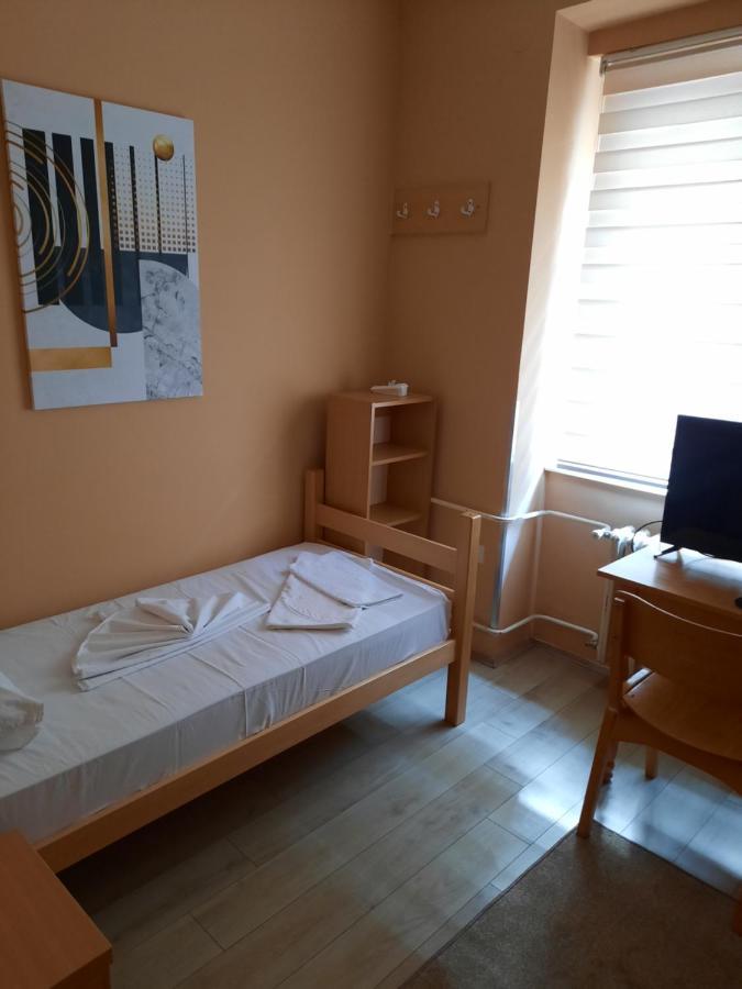 Petar Drapsin Hostel Belgrade Extérieur photo