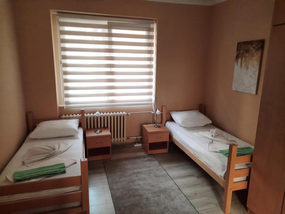 Petar Drapsin Hostel Belgrade Extérieur photo
